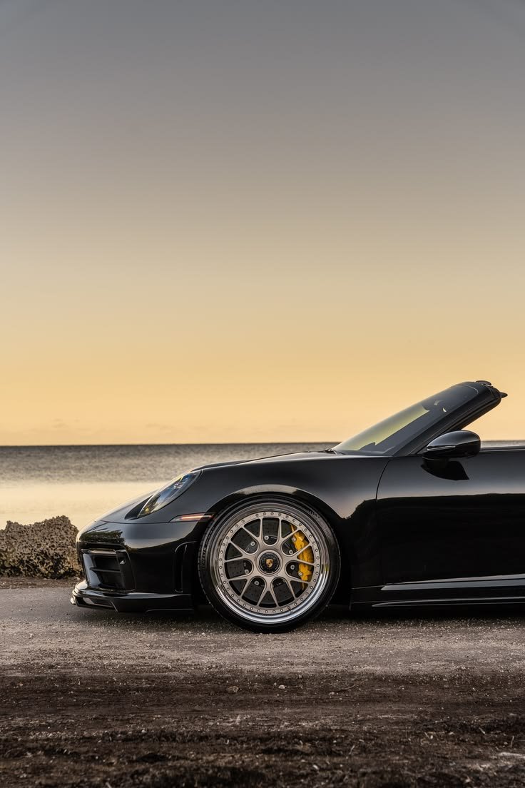 Porsche 911 Carrera Turbo Cabrio (Reservation Fee)